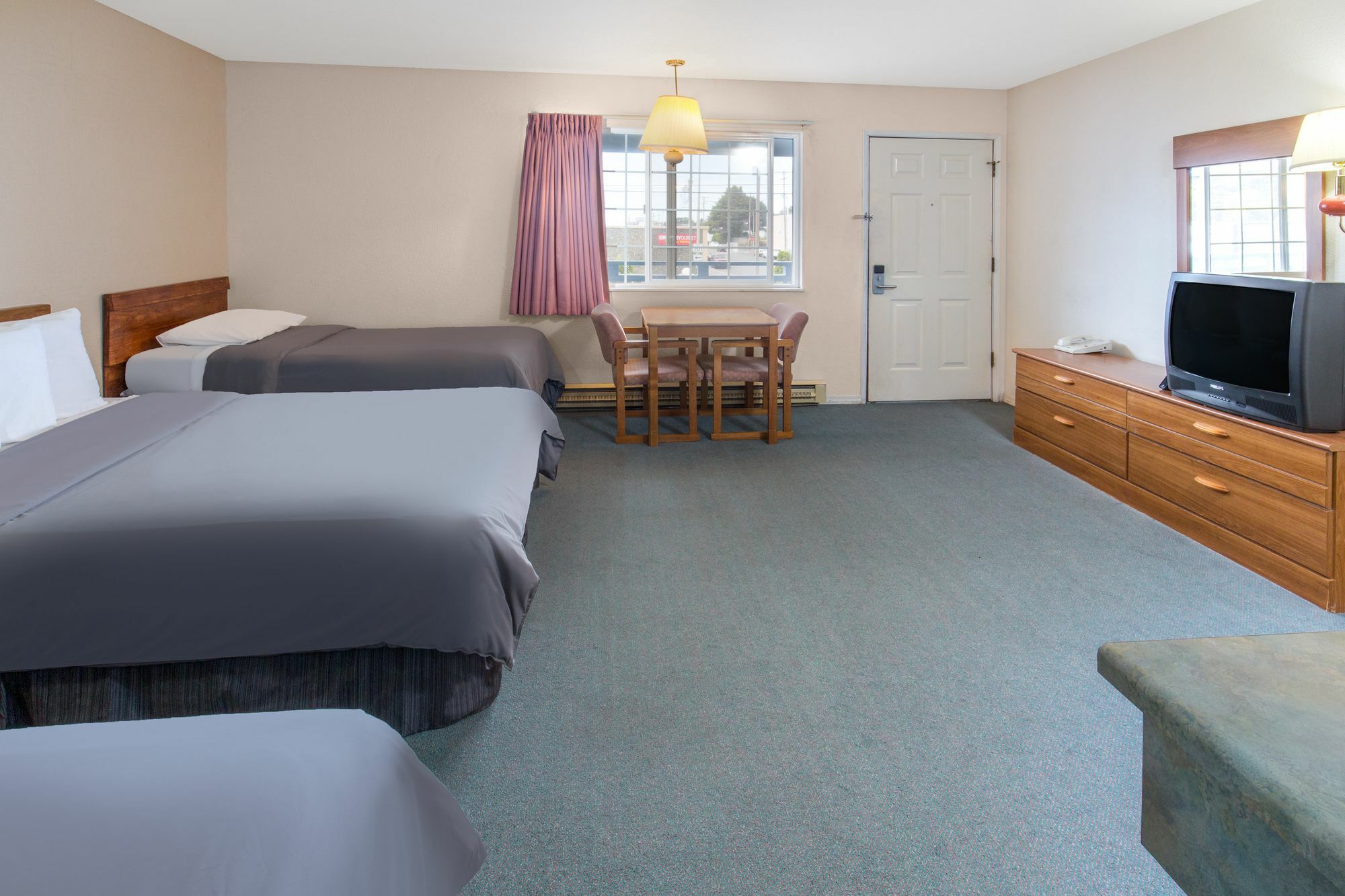 Redwood Inn Кресънт Сити Екстериор снимка